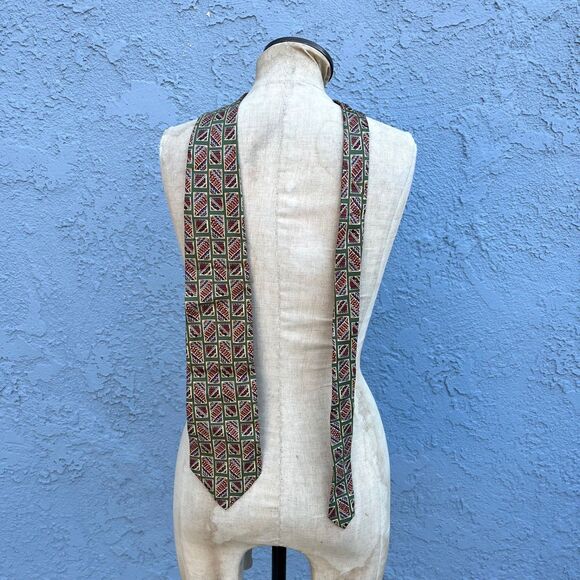 Vintage Chaps Ralph Lauren Tie Silk - Picture 2 of 5